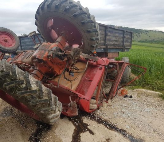 Accident cu victime la Văgiulești. Șoferul unui tractor și un pasager, de urgență la spital