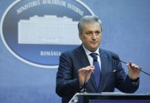 Ordonanță militară: Fără grupuri mai mari de 3 persoane pe străzi. Circulaţie între orele 06-22 doar cu motive întemeiate