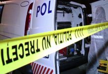S-a spânzurat într-o spălătorie auto