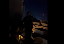 Târgu Jiu: Femeie salvată de polițiști, după ce a vrut să se arunce în gol de pe o schelă